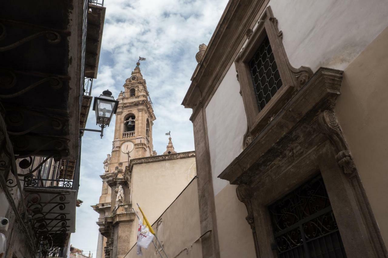 Centro Storico Casa Dell'Orologio Appartement Palermo Buitenkant foto